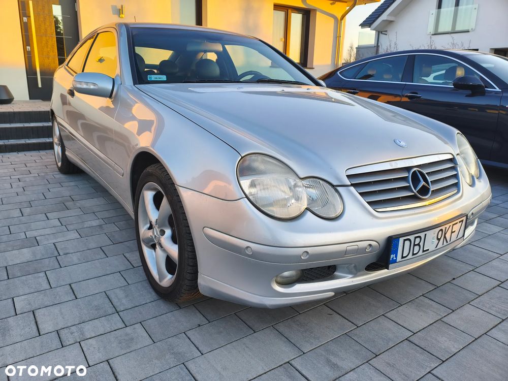 Mercedes-Benz Klasa C 180 Kompressor - 15