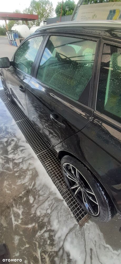 Audi A4 Avant 2.0 TDI - 9
