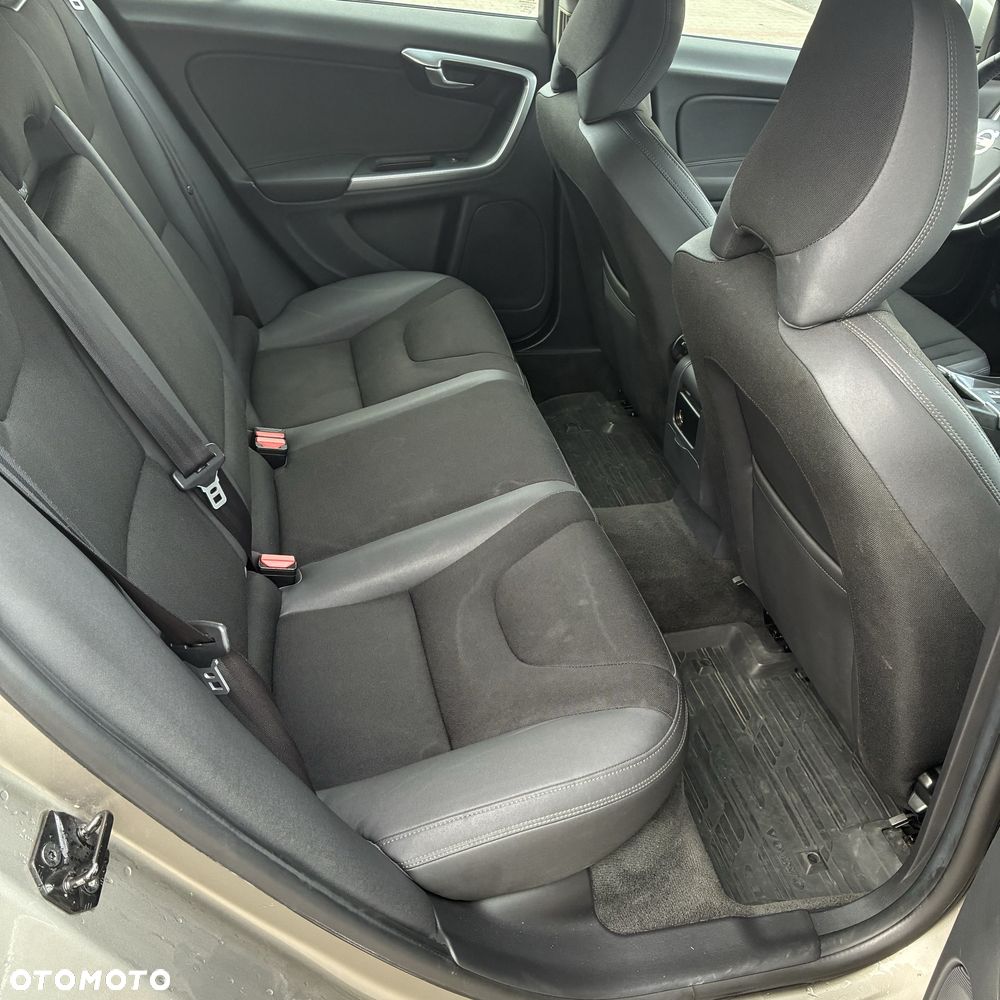 Volvo V60 - 8