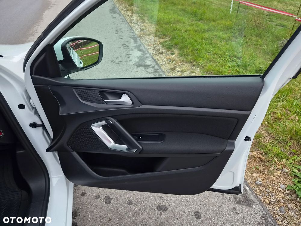 Peugeot 308 2015