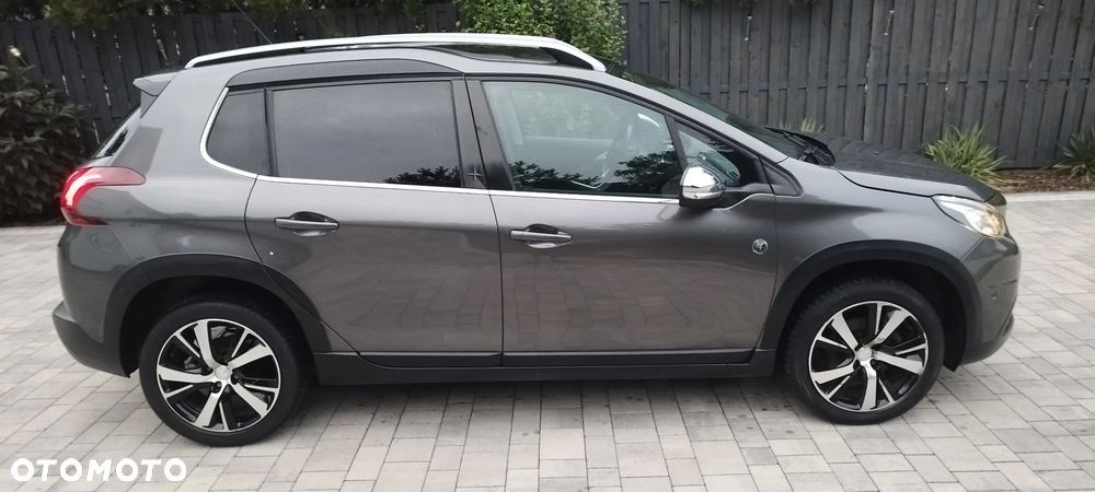 Peugeot 2008 - 10