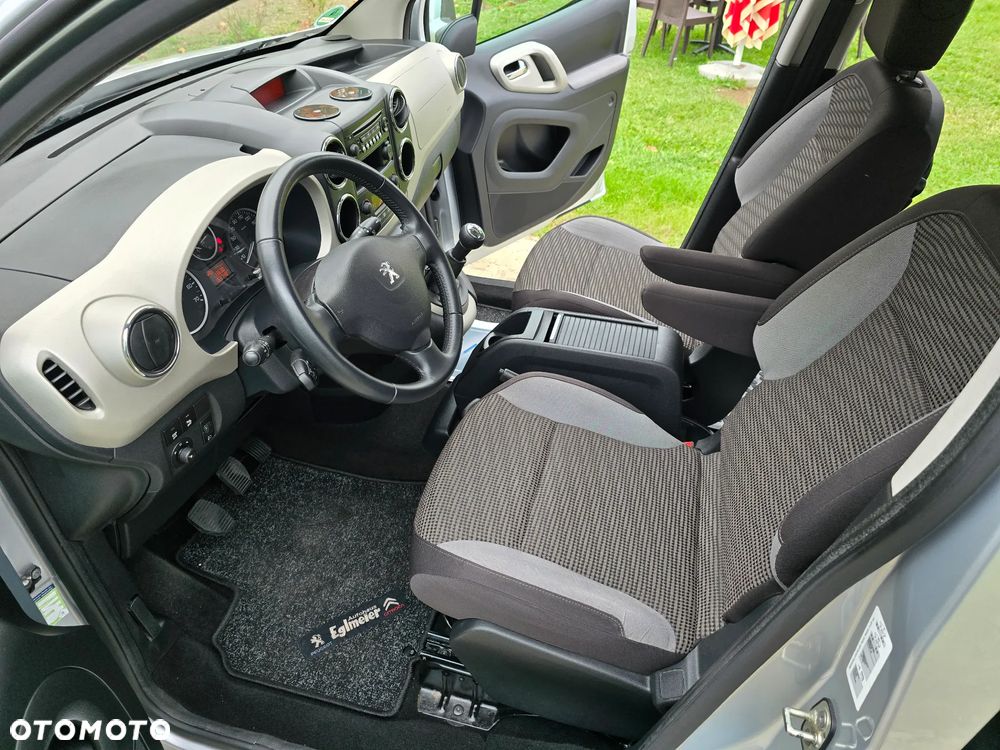 Peugeot Partner Tepee HDi FAP 115 Family - 25