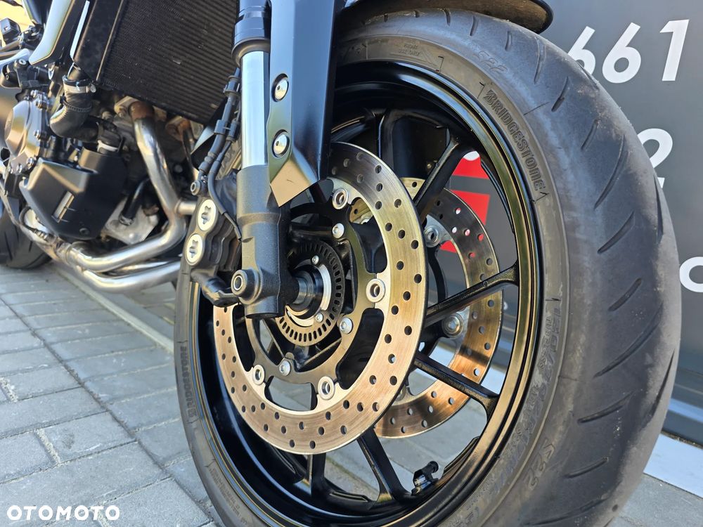 Yamaha MT - 22