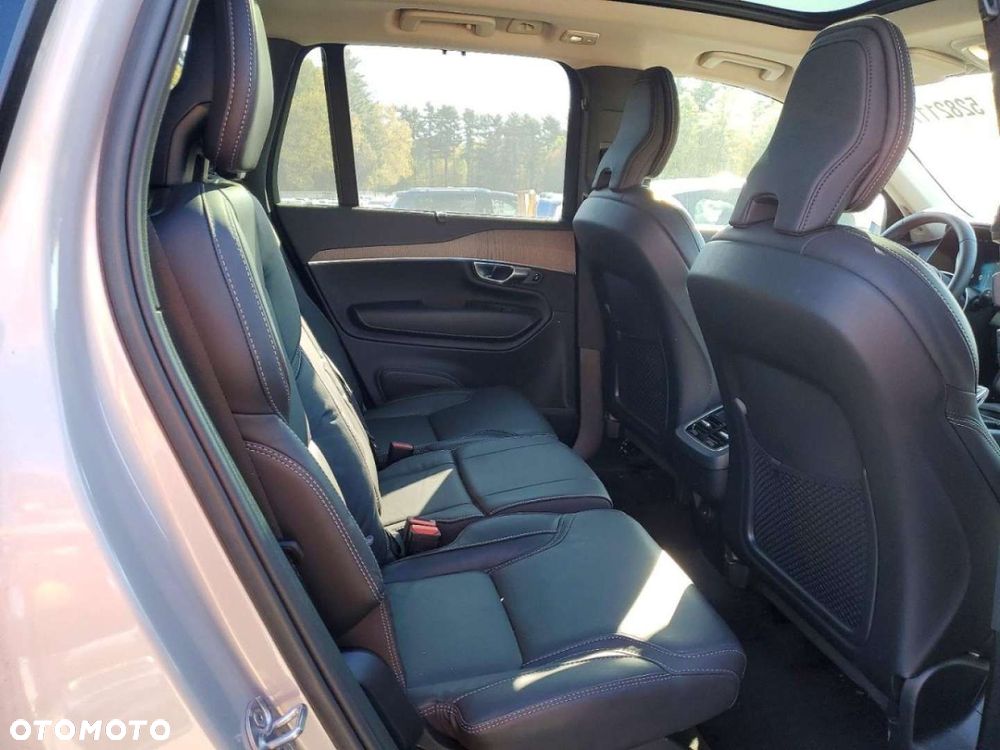 Volvo XC 90 - 10