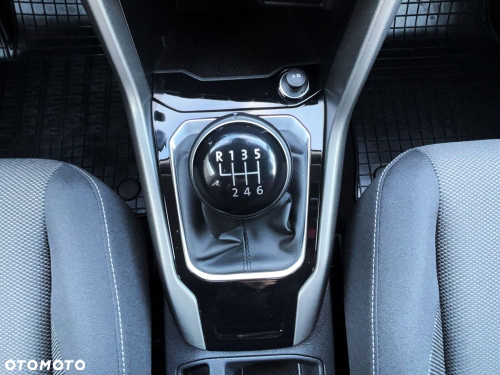 Volkswagen T-Roc 1.5 TSI ACT Advance - 31