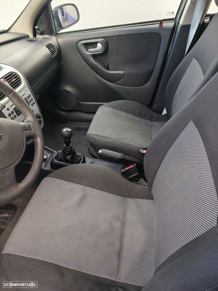 Opel Corsa 1.2 Twinport Silver - 13
