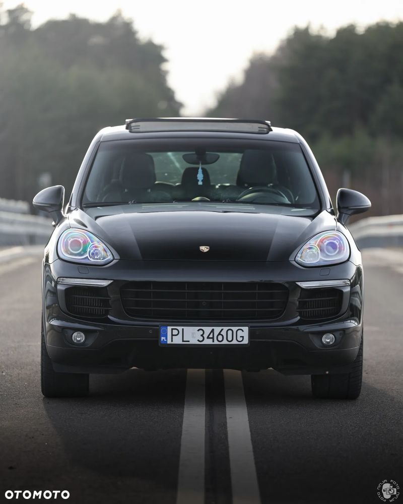Porsche Cayenne - 27