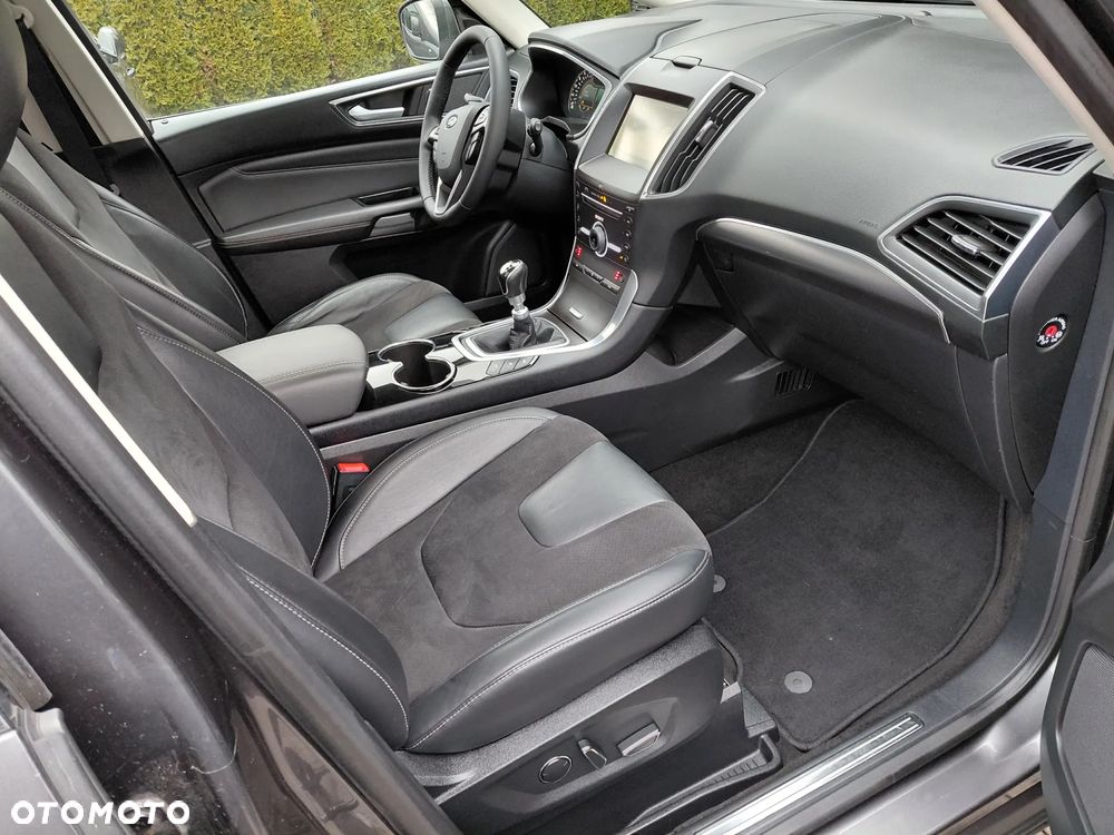 Ford S-Max 2.0 TDCi Titanium - 29