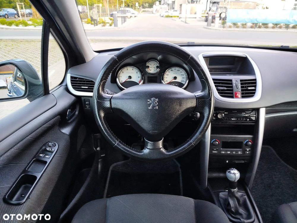 Peugeot 207 120 Sport - 2