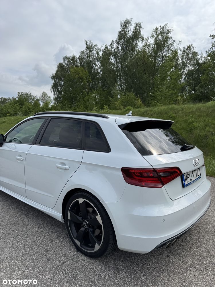 Audi A3 Sportback 2.0 TDI (clean diesel) quattro S tronic S line Sportpaket - 3