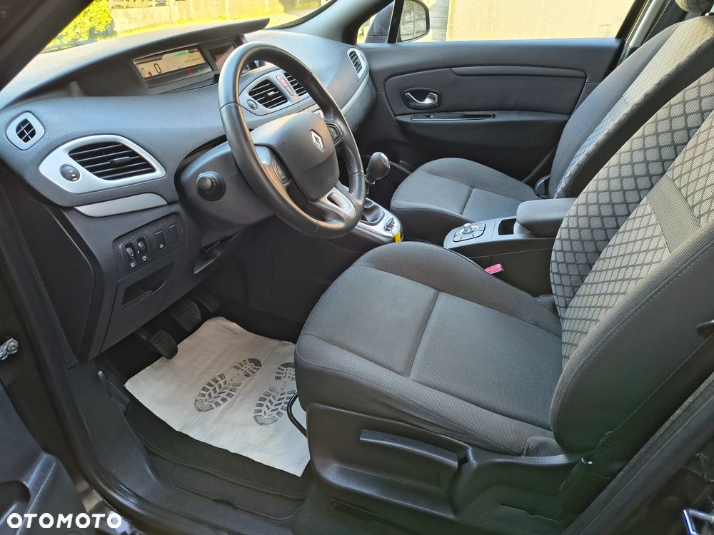Renault Scenic 1.6 16V 110 Expression - 14