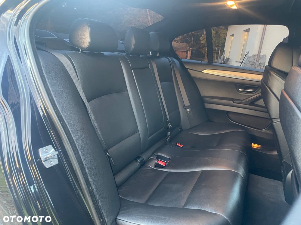 BMW Seria 5 530d Sport-Aut Luxury Line - 16