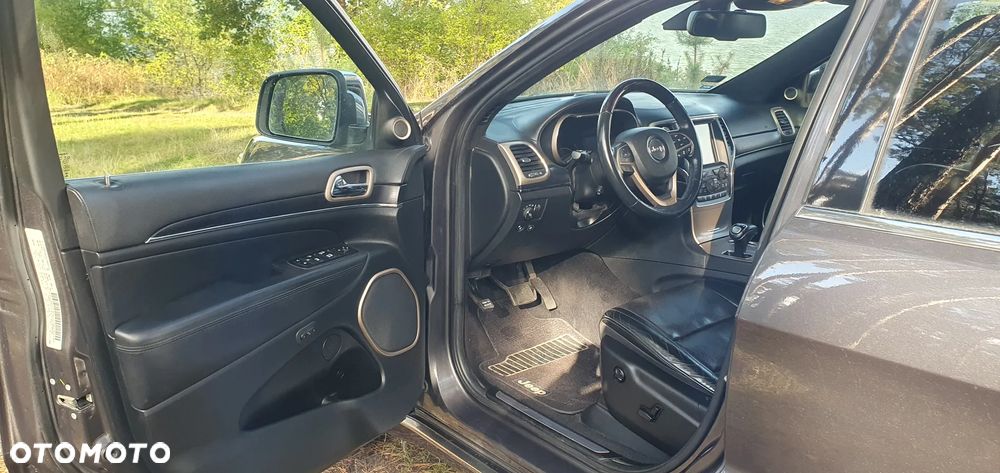 Jeep Grand Cherokee 5.7 V8 HEMI Summit - 16