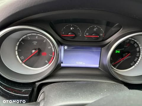 Opel Astra 1.6 T Elite S&S - 9