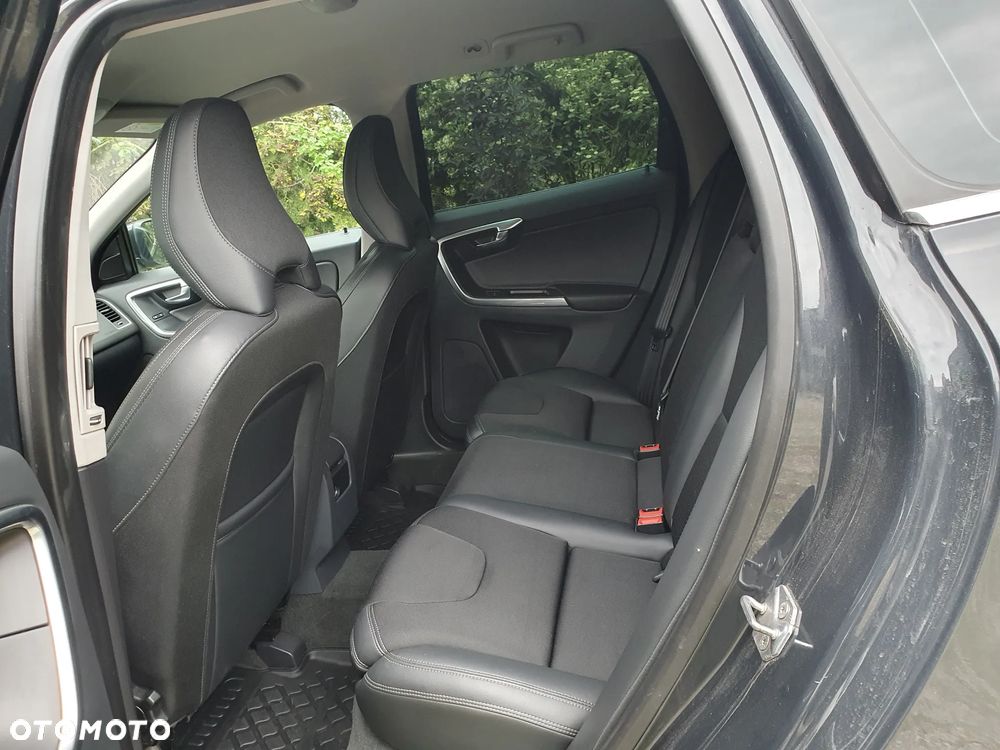 Volvo XC 60 D4 AWD Base - 18