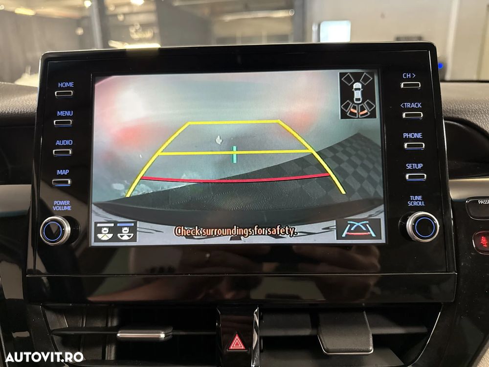 Toyota Camry - 21