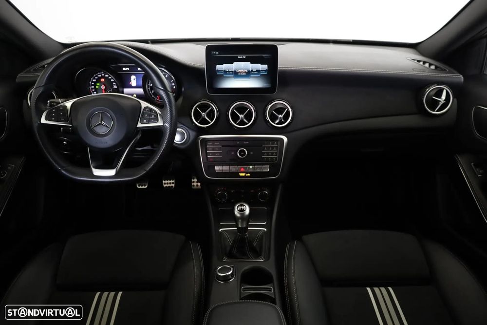 Mercedes-Benz GLA 180 Edition 1 - 23