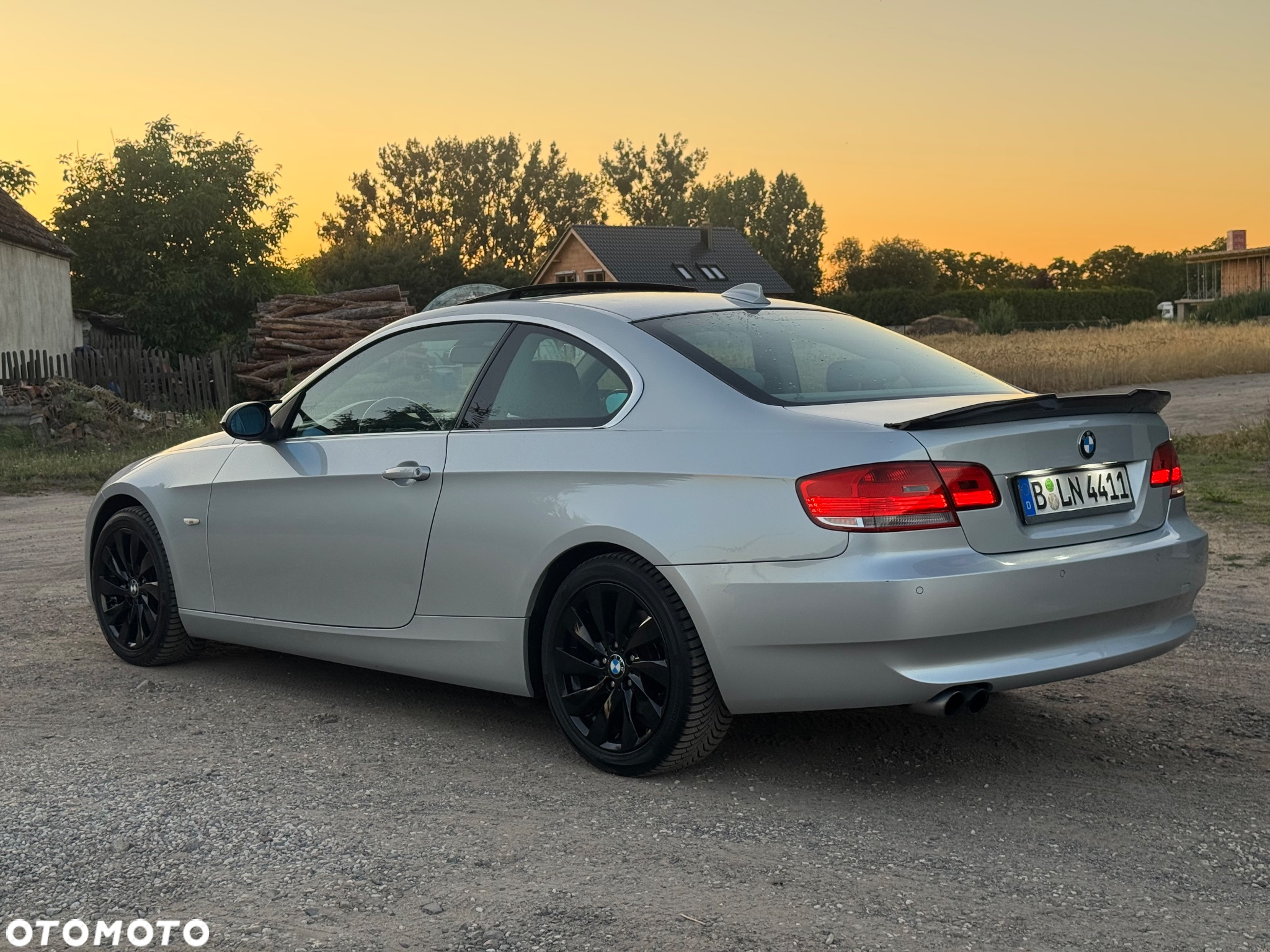 BMW Seria 3 325i Coupe - 4
