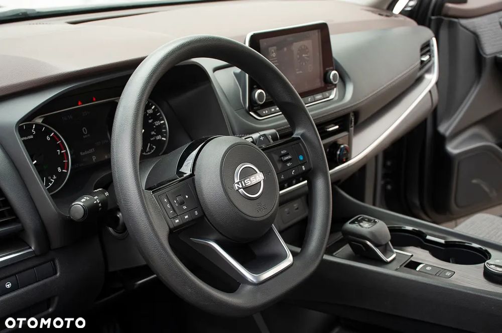 Nissan Rogue - 14