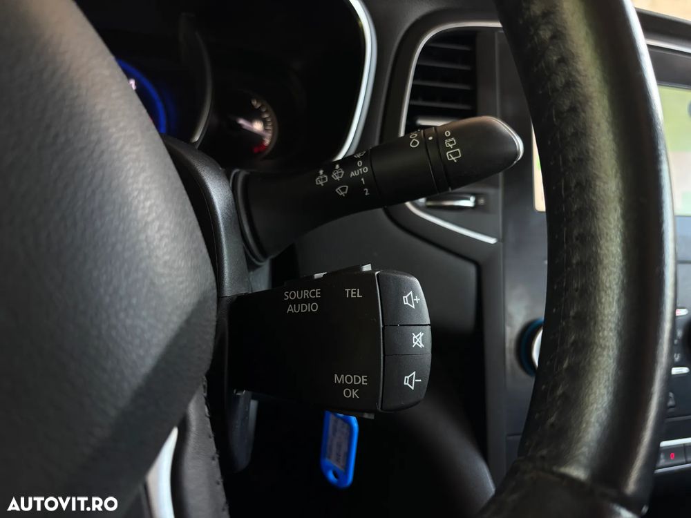 Renault Megane Energy dCi EDC Zen - 23
