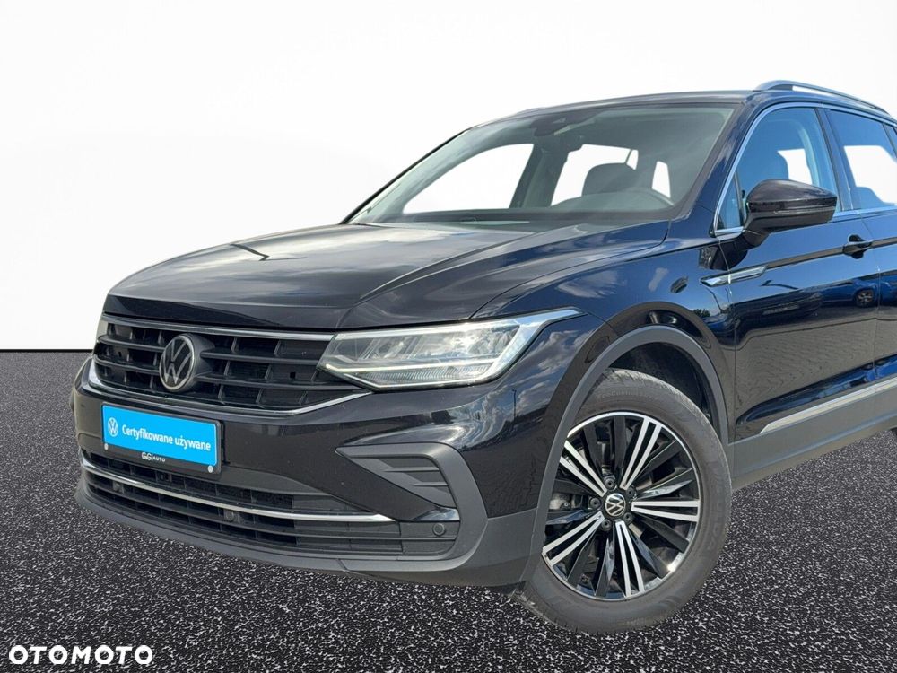 Volkswagen Tiguan - 11