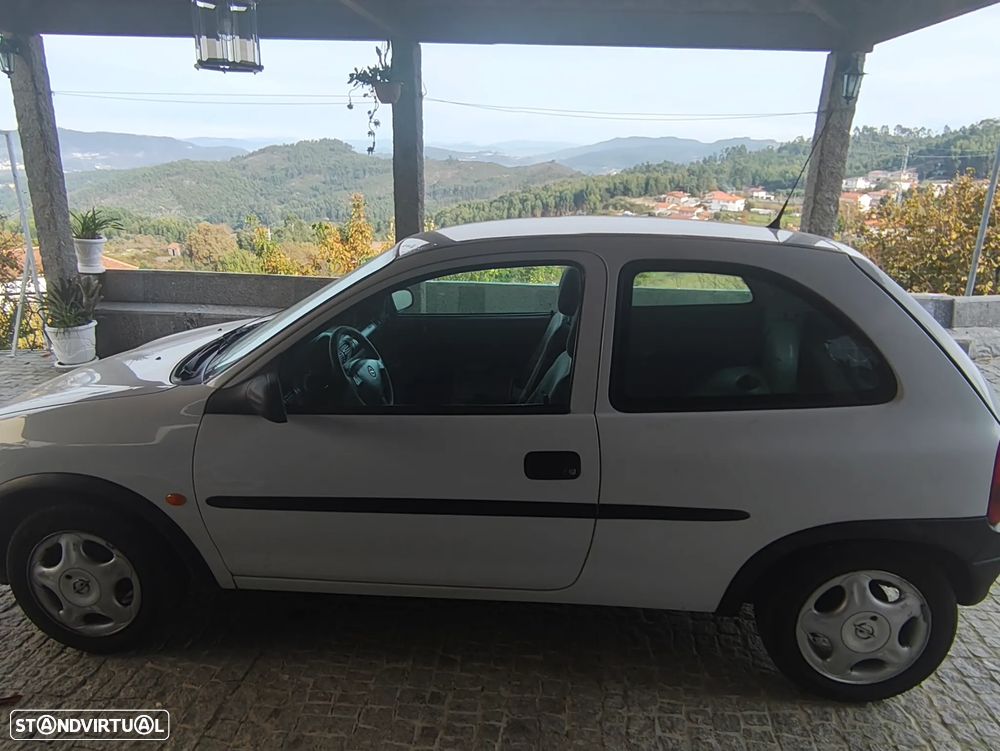 Opel Corsa - 3
