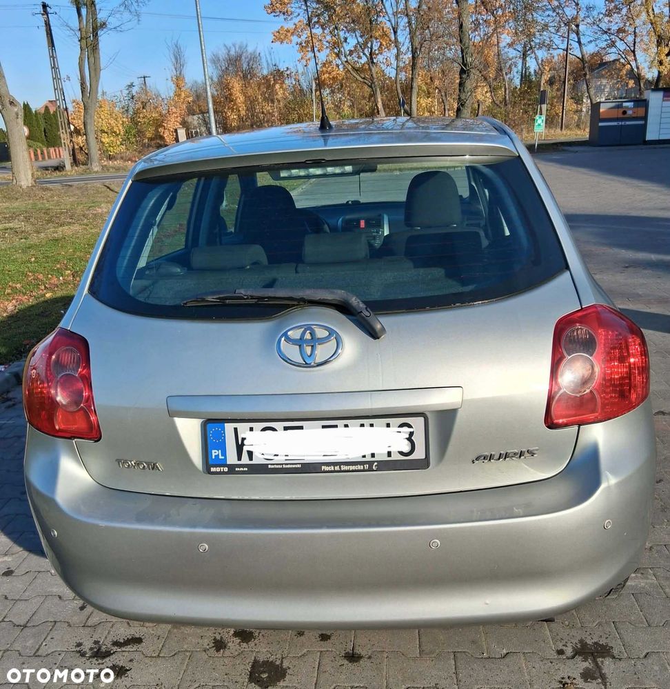 Toyota Auris - 4