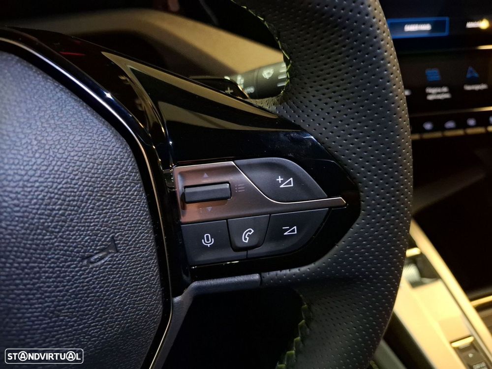 Peugeot E-408 58 kWh GT - 17