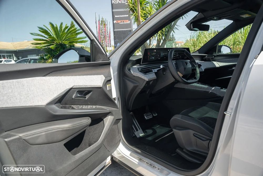 Peugeot E-3008 73 kWh GT - 26
