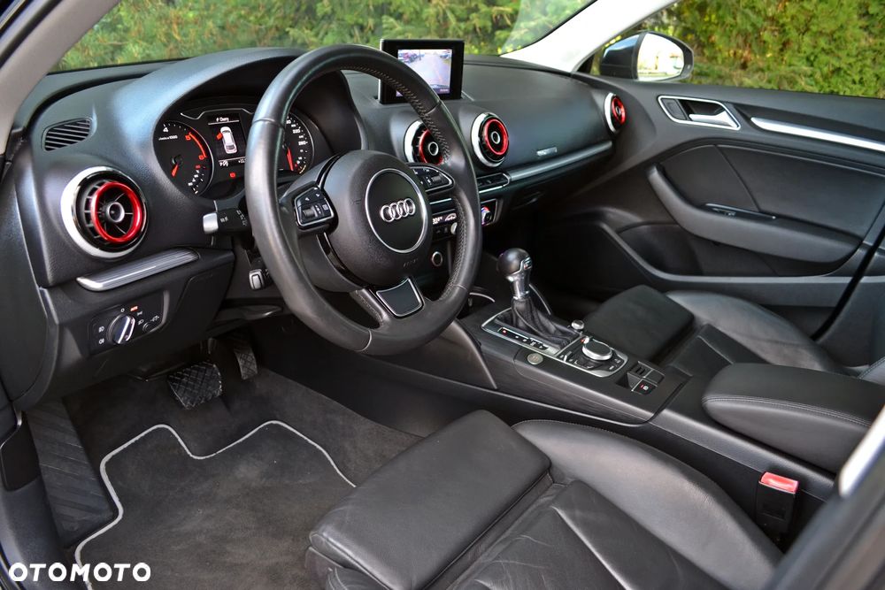 Audi A3 Sportback - 8