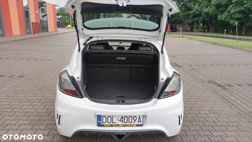 Opel Corsa 1.6 Turbo OPC - 8