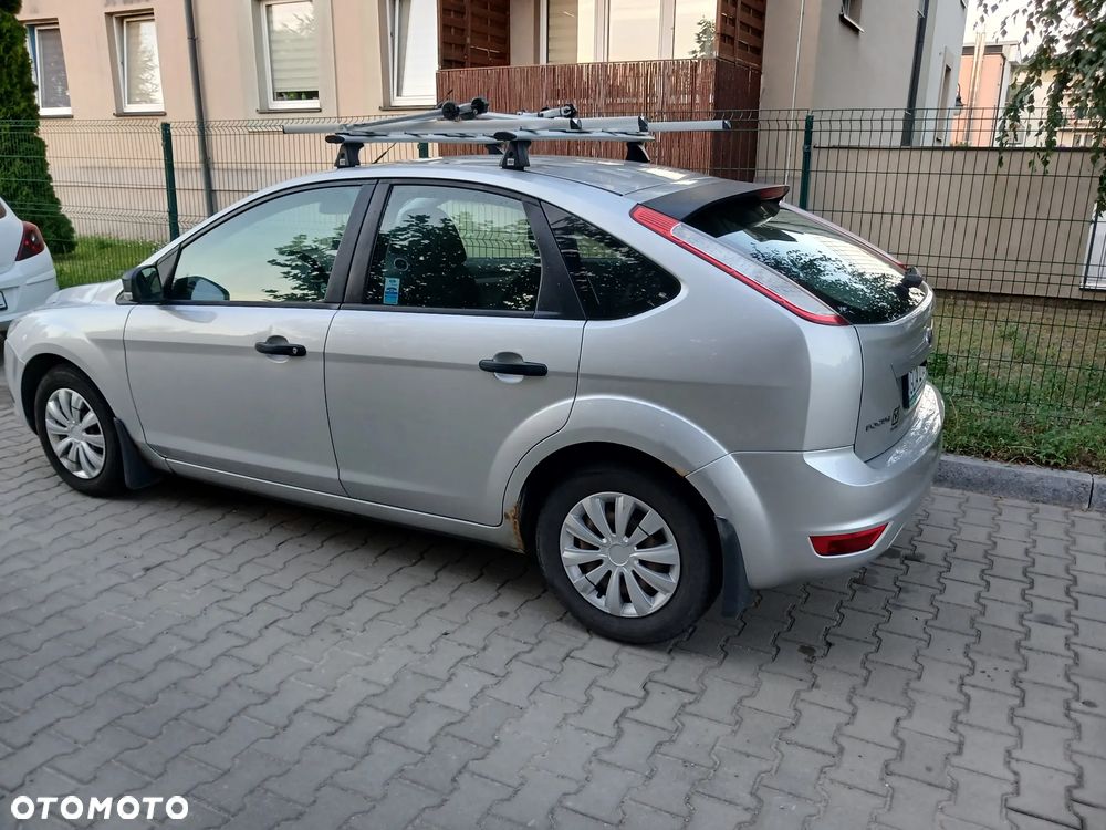 Ford Focus 1.6 Amber X - 2