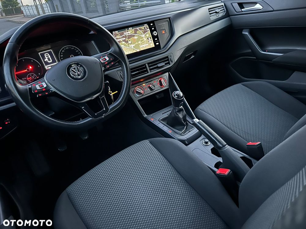 Volkswagen Polo 1.6 TDI SCR Comfortline - 16