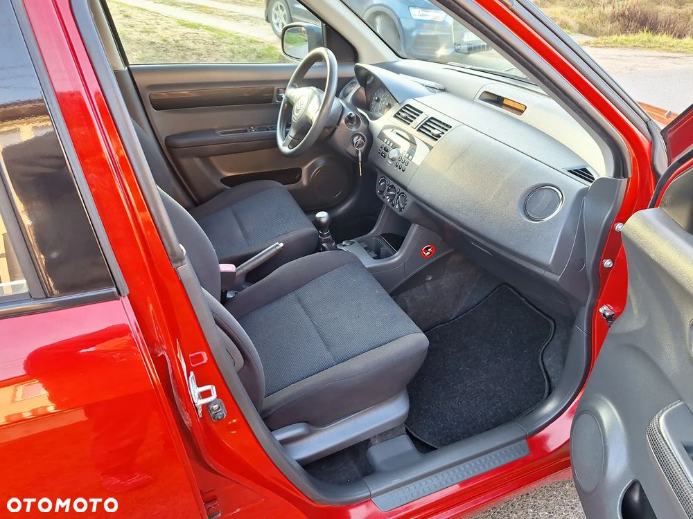 Suzuki Swift 1.3 Club dance - 10