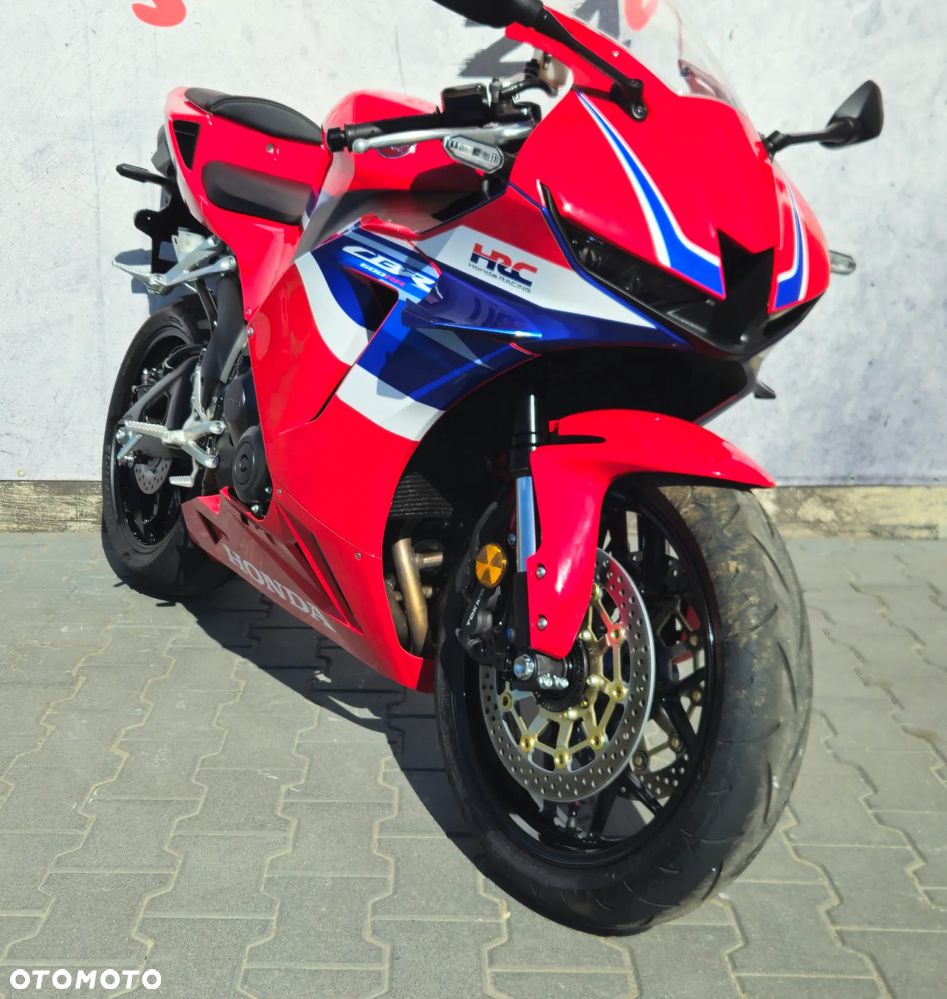 Honda CBR - 28