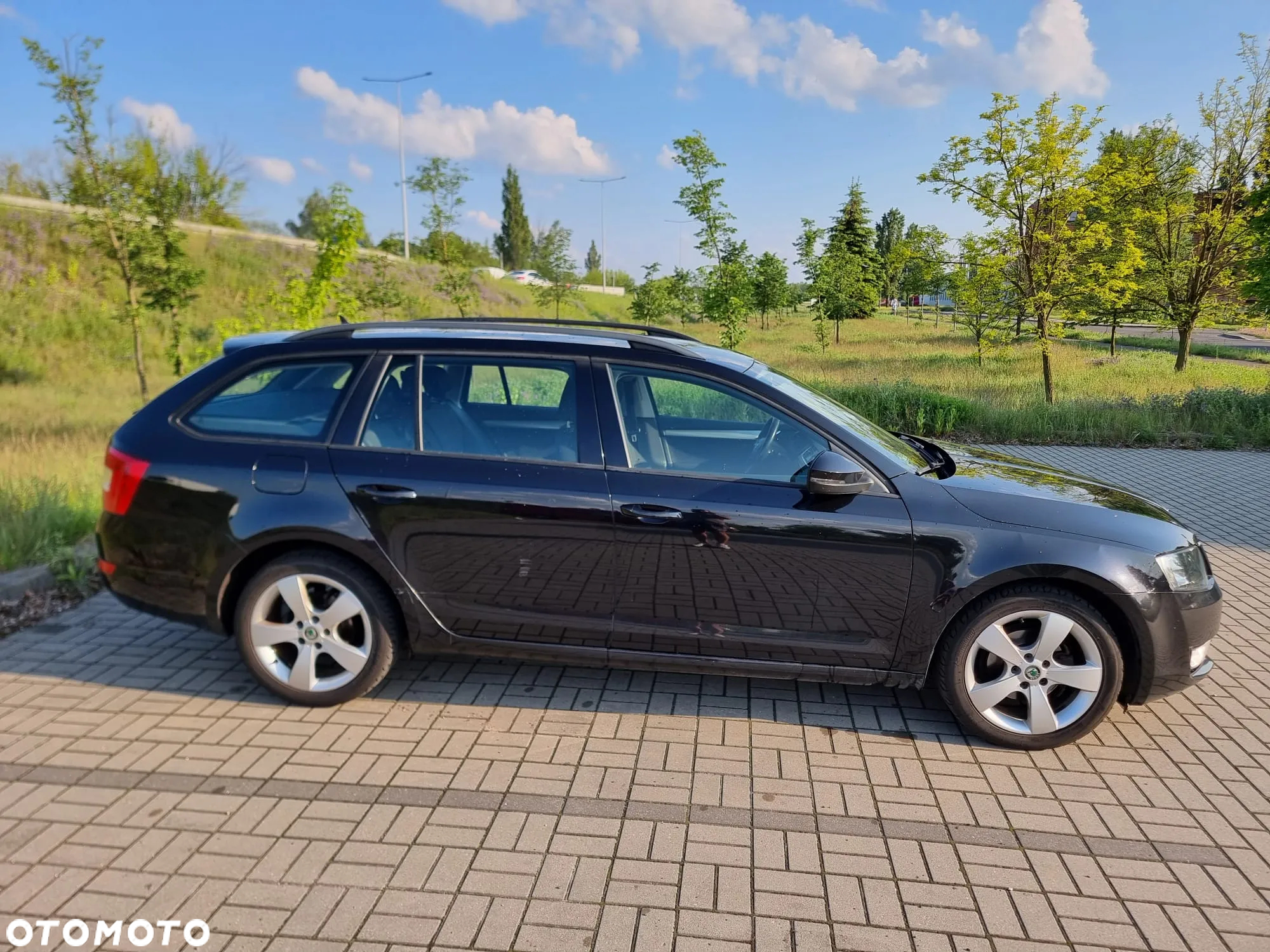 Skoda Octavia 1.6 TDI Active DSG - 3