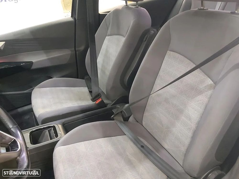 VW ID.3 Pro Performance - 6