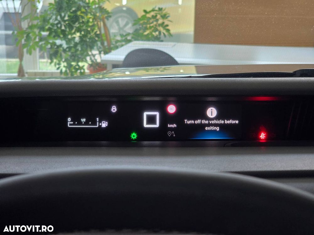 Citroën C3 1.2 PureTech 100 S&S BVM6 MAX - 17