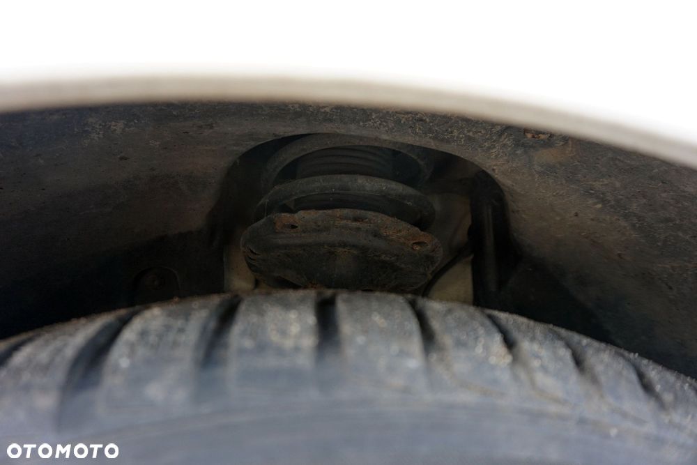 MCPHERSON LEWY PRZÓD OCTAVIA III 5E3 1.6 TDI 5Q0413023FJ 5Q0411105GJ SKODA 2012-2016 AMORTYZATOR SPRĘŻYNA - 1