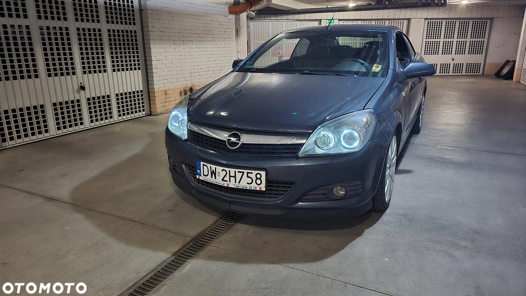 Opel Astra Twin Top 1.9 CDTI Cosmo - 12