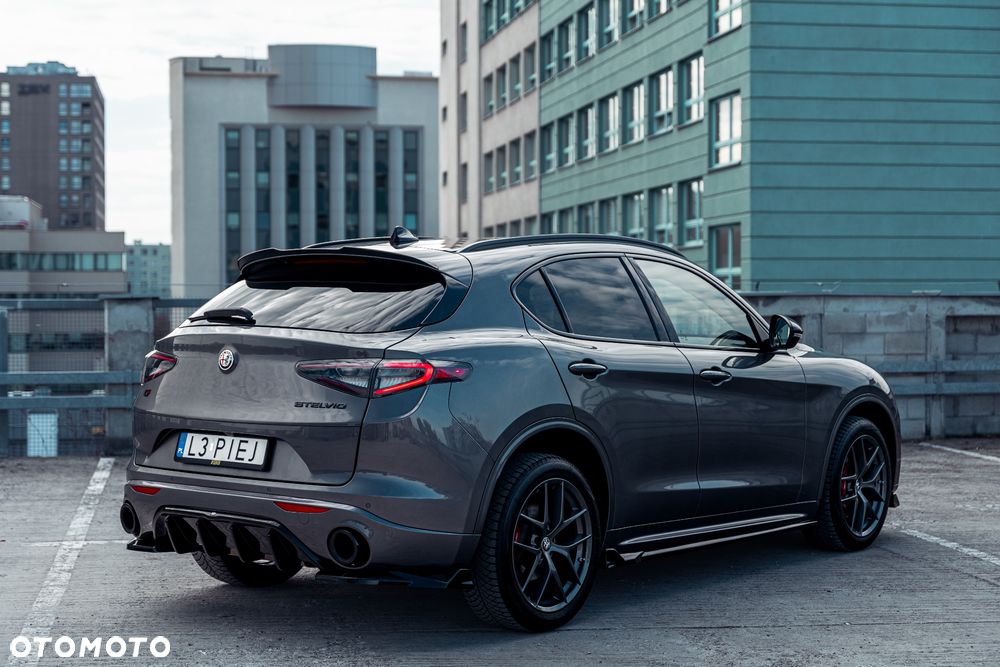 Alfa Romeo Stelvio 2021 photo 5
