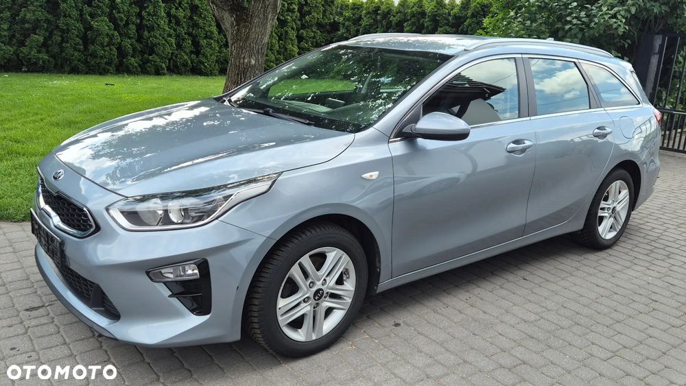 Kia Ceed 1.6 CRDi DCT Vision - 2