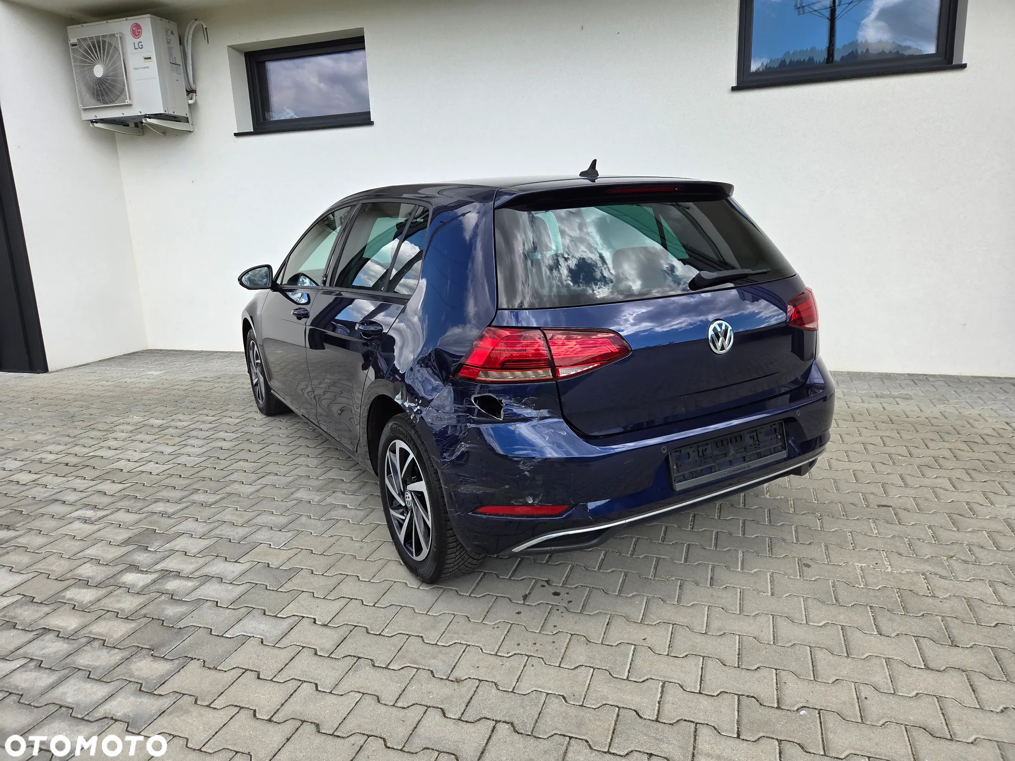 Volkswagen Golf - 3