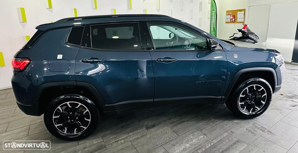 Jeep Compass 1.3 T-GDI 4xe PLUG-IN HYBRID Auto Limited - 3