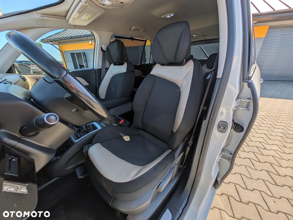 Citroën C4 Grand Picasso 2.0 HDi FAP (7-Sitzer) Exclusive - 34