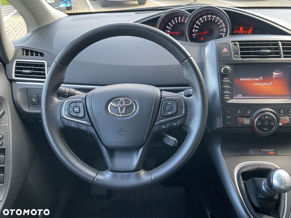 Toyota Verso 1.8 Prestige EU6 - 12