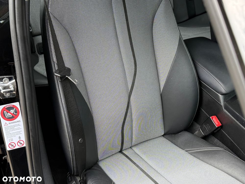 BMW Seria 1 118d Urban Line - 18