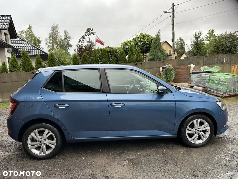 Skoda Fabia - 8