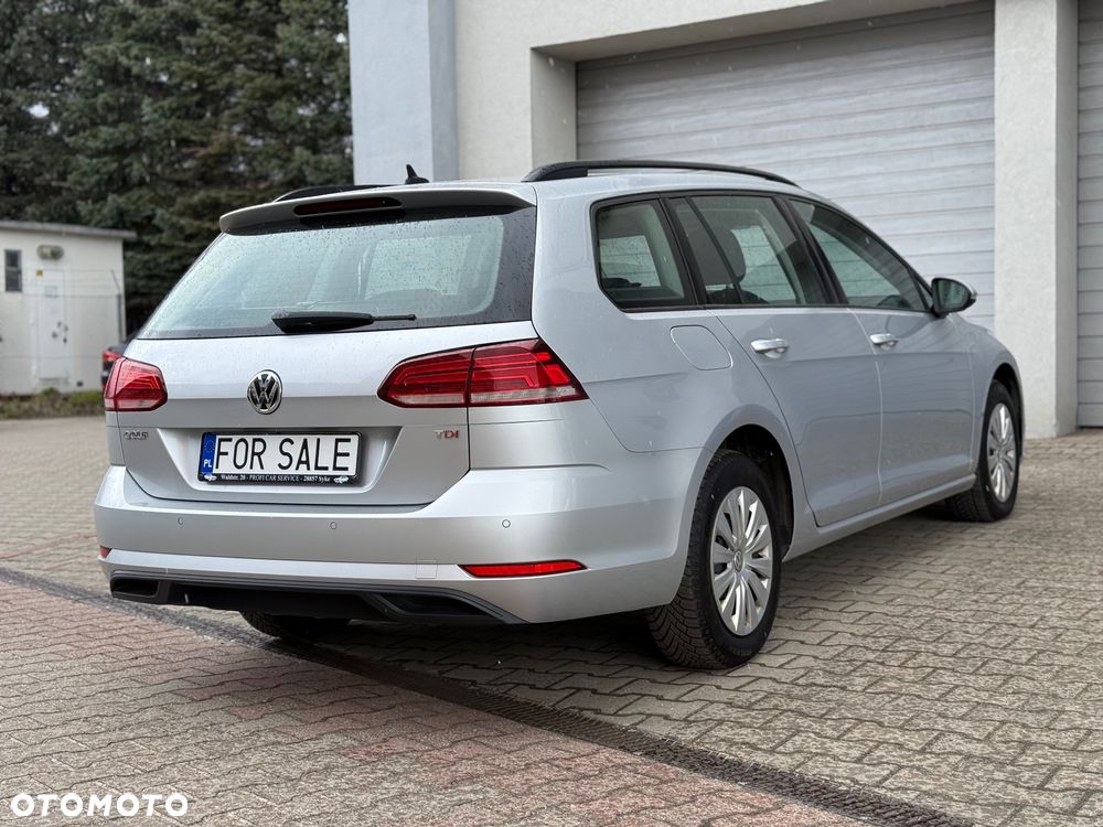 Volkswagen Golf 1.6 TDI SCR Comfortline - 4