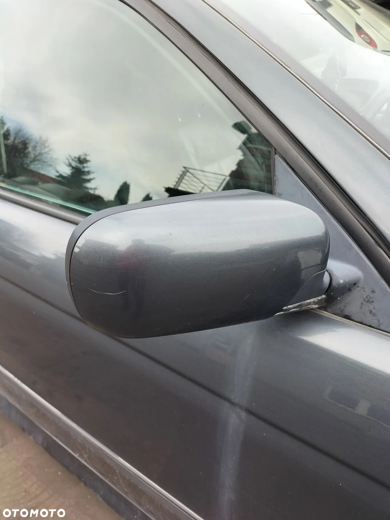 CAŁE AUTO NA CZĘŚCI RADIO LAMPY TYŁ FOTELE BMW E39 LIFT KOMBI KOD LAK. ANTHRAZIT METALIC 397/7 - 24